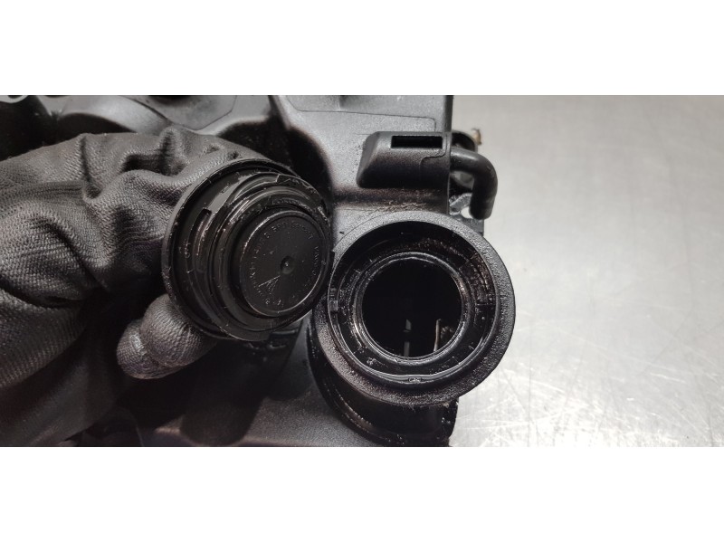 Recambio de tapa balancines para seat leon st (5f8) reference referencia OEM IAM 03L103469AD   Recambio de tapa balancines para seat leon st (5f8) reference referencia OEM IAM 03L103469AD