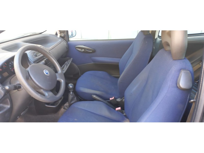 fiat punto berlina (188) del año 2005 fiat punto berlina (188) del año 2005