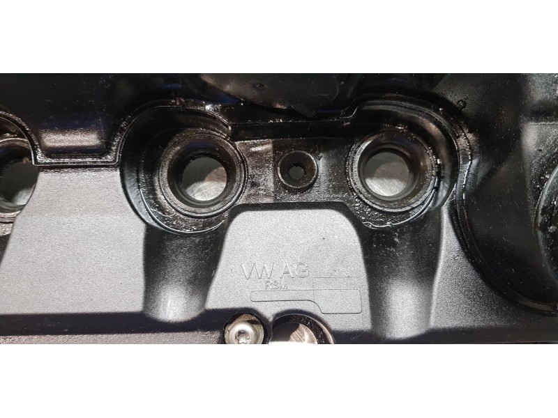 Recambio de tapa balancines para seat leon st (5f8) reference referencia OEM IAM 03L103469AD   Recambio de tapa balancines para seat leon st (5f8) reference referencia OEM IAM 03L103469AD