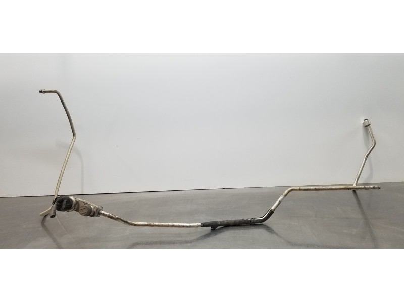 Recambio de tubos aire acondicionado para toyota rav 4 advance referencia OEM IAM 8870642470  