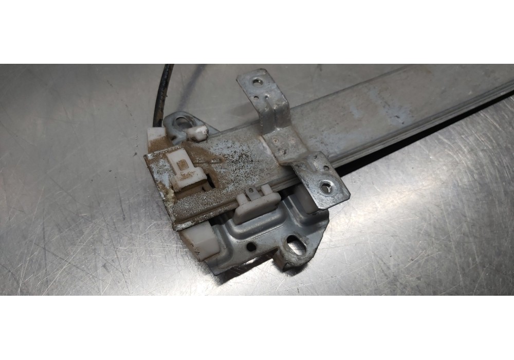 Recambio de elevalunas delantero derecho para honda civic berlina 5 (eu7/8) 1.6i s referencia OEM IAM 72210S6DG11  