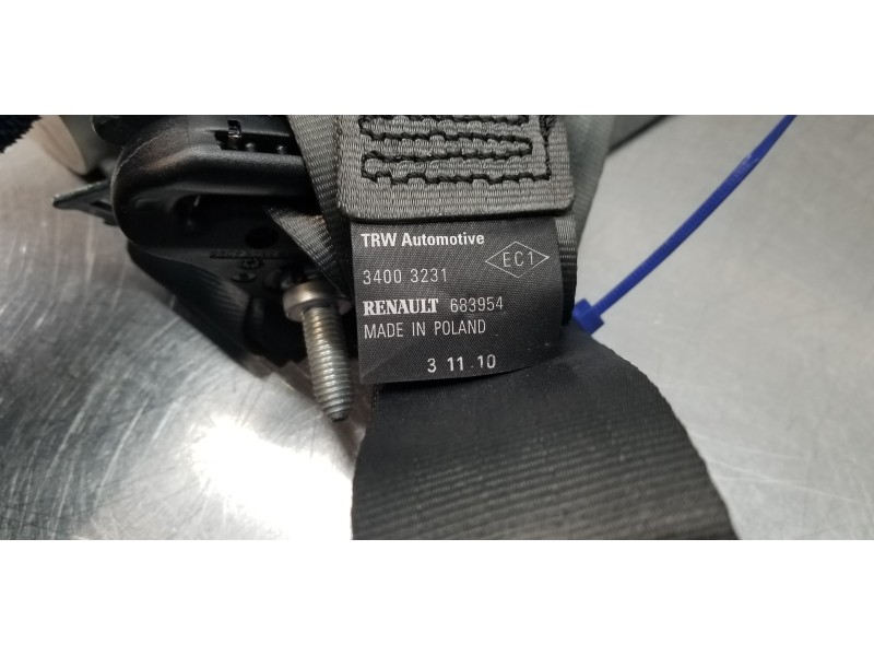 Recambio de cinturon seguridad trasero izquierdo para renault clio iii expression referencia OEM IAM 8200683954  