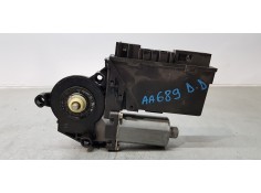 Recambio de motor elevalunas delantero derecho para audi a4 berlina (8e) 2.4 referencia OEM IAM 8E1959802