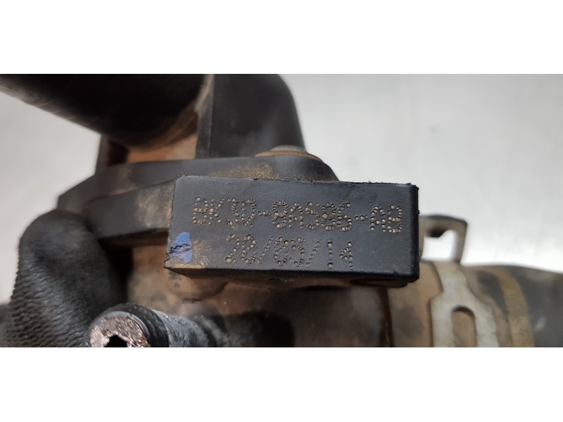 Recambio de termostato para ford transit kastenwagen (ttg) 350 l3 referencia OEM IAM BK3Q8A586AB  