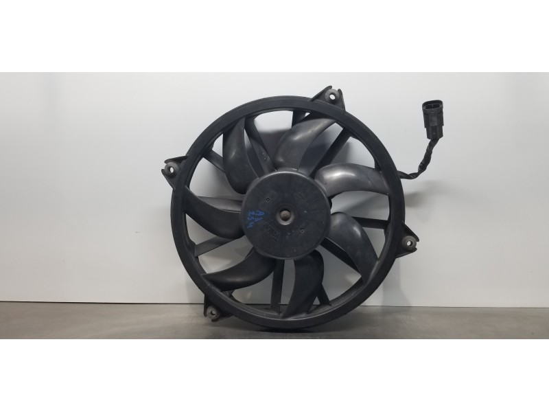 Recambio de electroventilador para citroen c4 berlina vtr plus referencia OEM IAM 1253G7  