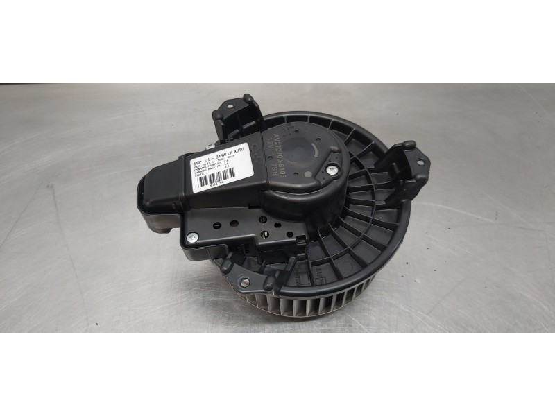 Recambio de motor calefaccion para toyota avensis touring sports executive referencia OEM IAM 8710302150  