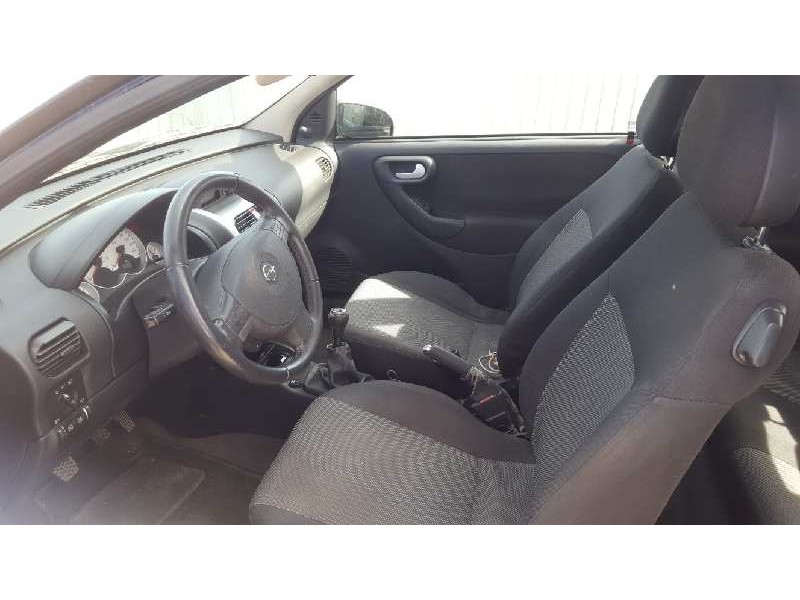 opel corsa c del año 2006