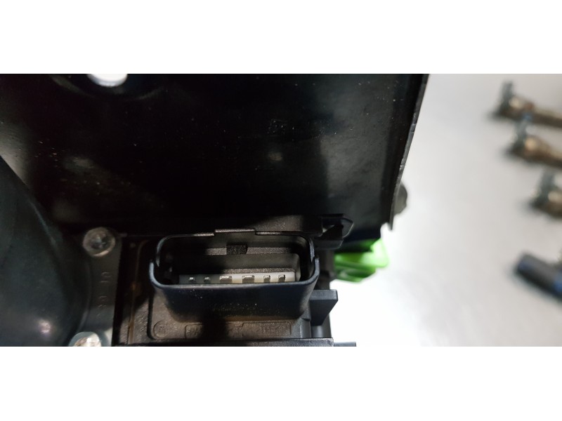 Recambio de elevalunas trasero derecho para peugeot 308 cc (2009) 1.6 16v referencia OEM IAM 9224G8   Recambio de elevalunas trasero derecho para peugeot 308 cc (2009) 1.6 16v referencia OEM IAM 9224G8