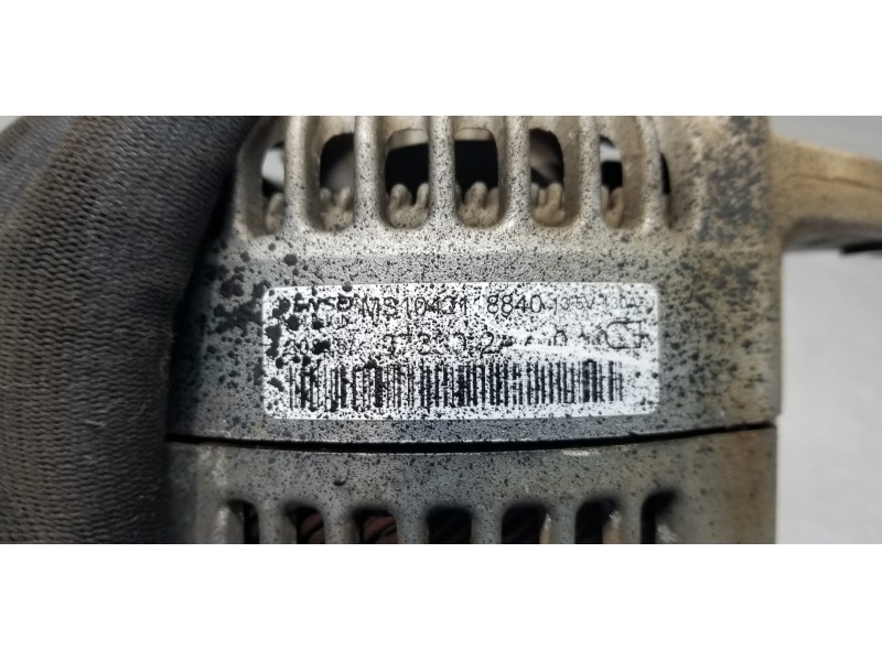 Recambio de alternador para hyundai tucson tl referencia OEM IAM 373002A700  