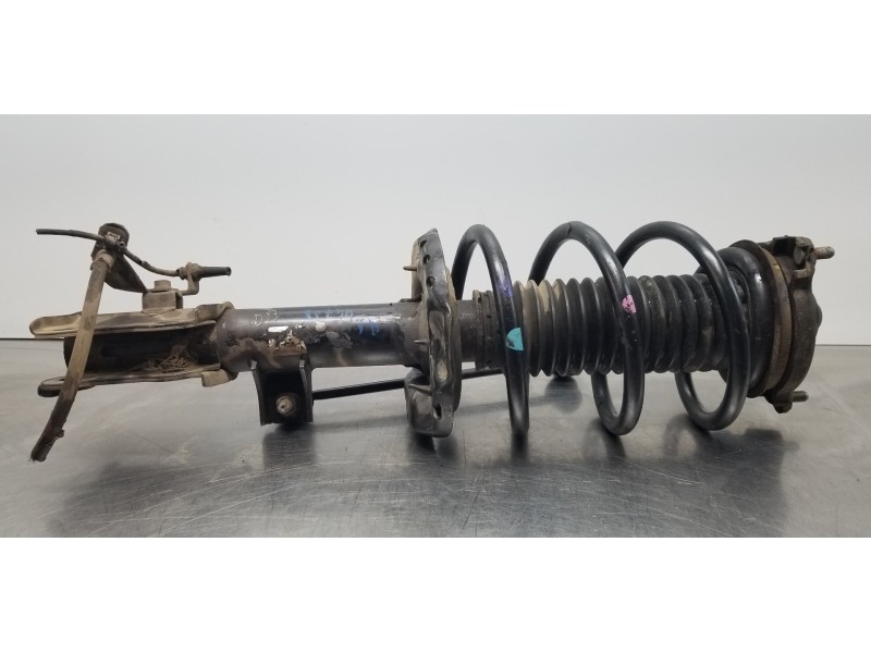 Recambio de amortiguador delantero derecho para hyundai tucson tl referencia OEM IAM 54660D7000  