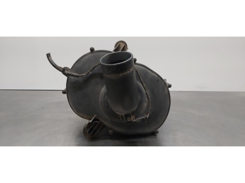 Recambio de filtro aire para ford mondeo ber. (ca2) titanium (09.2010) referencia OEM IAM 1781214 AG919600CB  Recambio de filtro aire para ford mondeo ber. (ca2) titanium (09.2010) referencia OEM IAM 1781214 AG919600CB