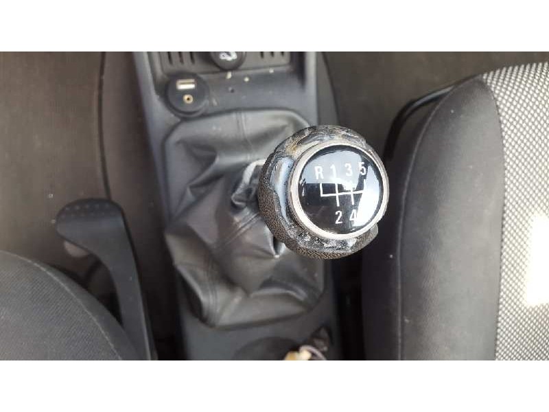 opel corsa c del año 2006