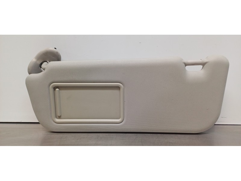 Recambio de parasol izquierdo para toyota avensis touring sports executive referencia OEM IAM 7432005180B0  