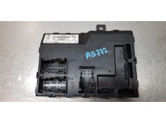 Recambio de caja reles / fusibles para ford fiesta (cb1) titanium referencia OEM IAM 8V5115K600