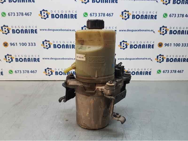 Recambio de bomba direccion para ford focus berlina (cap) ambiente (d) referencia OEM IAM 4M513K514BD  