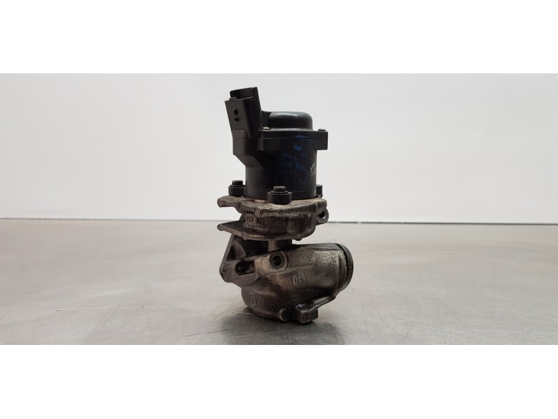 Recambio de valvula egr para citroen c4 berlina vtr plus referencia OEM IAM 9660276280 216046799 