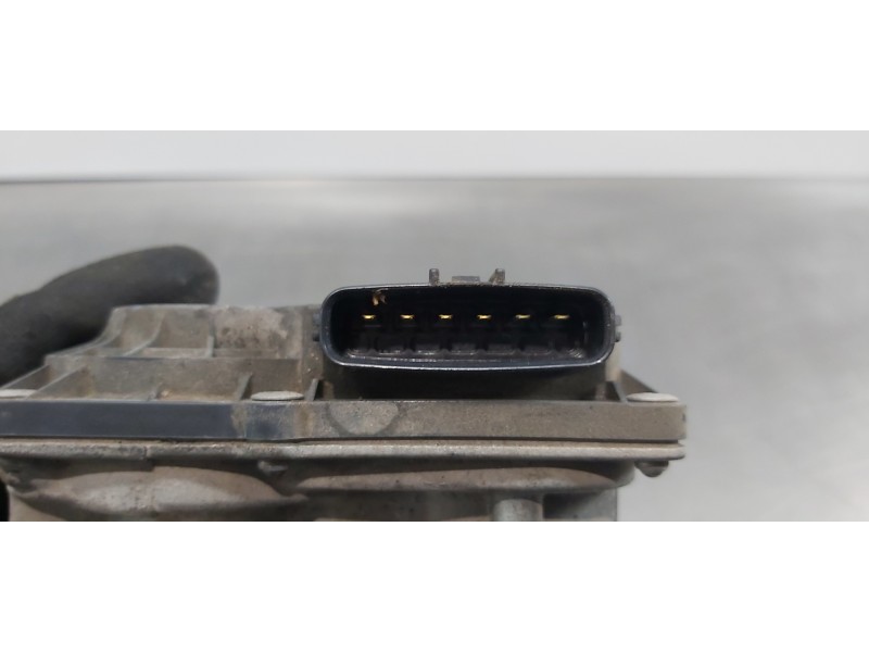 Recambio de caja mariposa para toyota auris hybrid active referencia OEM IAM 2203037060  