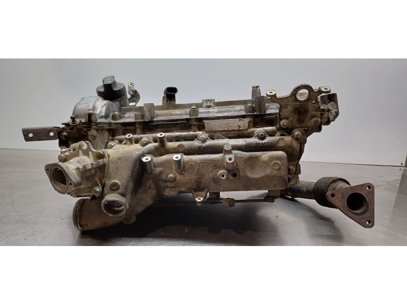 Recambio de culata para mercedes viano (w639) 3,0 cdi lang (639.813) referencia OEM IAM A6420100821  