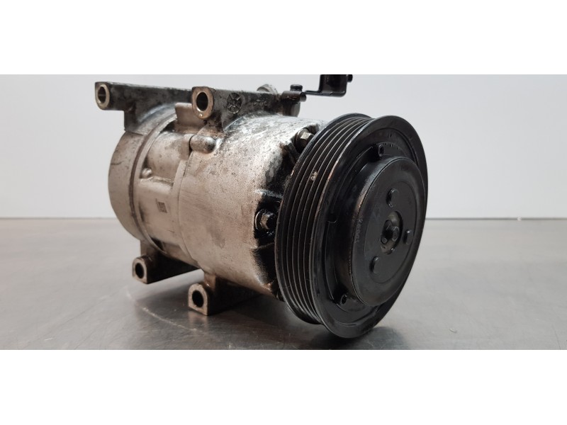 Recambio de compresor aire acondicionado para kia carens ( ) basic referencia OEM IAM 97701A4500   Recambio de compresor aire acondicionado para kia carens ( ) basic referencia OEM IAM 97701A4500