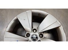 Recambio de llanta para skoda rapid active referencia OEM IAM 3V0601025AJ   2