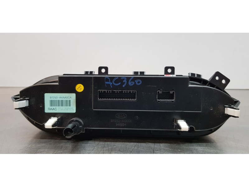 Recambio de mando climatizador para kia carens ( ) basic referencia OEM IAM 97250A4AA0CA  