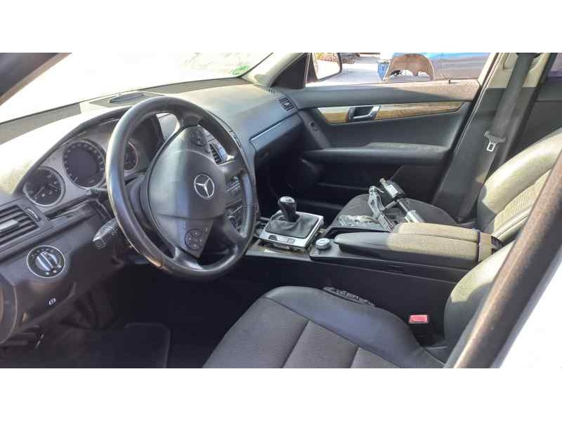 mercedes clase c (w204) berlina del año 2008