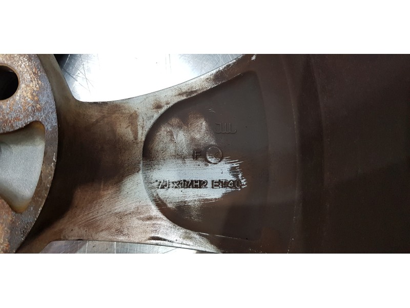 Recambio de llanta para skoda rapid active referencia OEM IAM 3V0601025AJ   Recambio de llanta para skoda rapid active referencia OEM IAM 3V0601025AJ