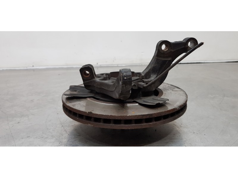 Recambio de mangueta delantera derecha para kia carens ( ) basic referencia OEM IAM 51716A4500   Recambio de mangueta delantera derecha para kia carens ( ) basic referencia OEM IAM 51716A4500