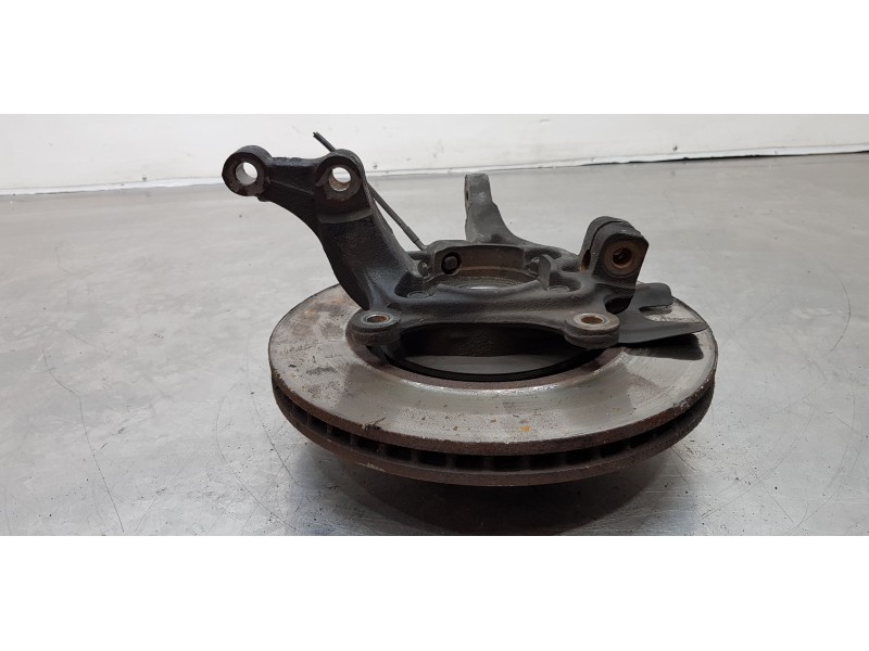 Recambio de mangueta delantera derecha para kia carens ( ) basic referencia OEM IAM 51716A4500   Recambio de mangueta delantera derecha para kia carens ( ) basic referencia OEM IAM 51716A4500