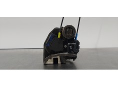 Recambio de cerradura puerta trasera izquierda para toyota auris hybrid active referencia OEM IAM 6906002170