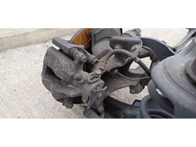 Recambio de puente trasero para toyota avensis touring sports executive referencia OEM IAM 5120605091  