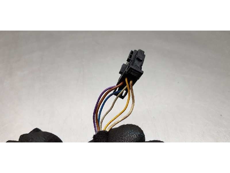 Recambio de retrovisor derecho para skoda rapid active referencia OEM IAM 5JB857508E   Recambio de retrovisor derecho para skoda rapid active referencia OEM IAM 5JB857508E