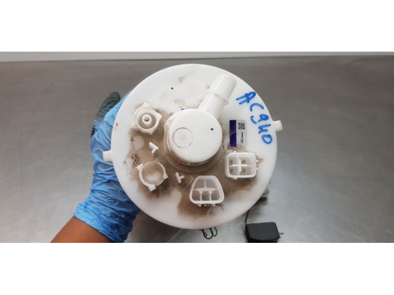 Recambio de aforador para toyota rav4 hybrid 4x2 advance referencia OEM IAM 7702042260  