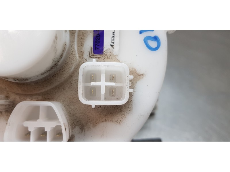 Recambio de aforador para toyota rav4 hybrid 4x2 advance referencia OEM IAM 7702042260  