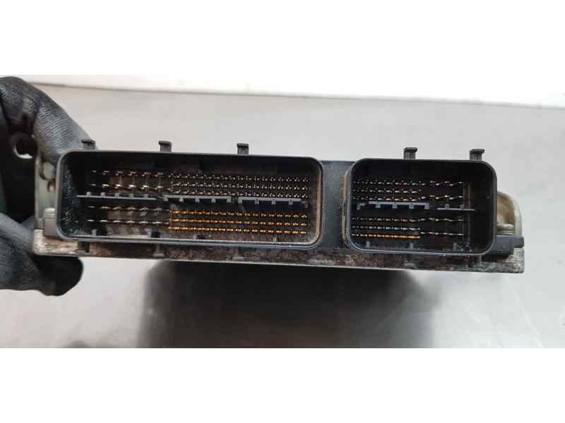 Recambio de centralita motor uce para toyota prius+ life referencia OEM IAM 8966147480  