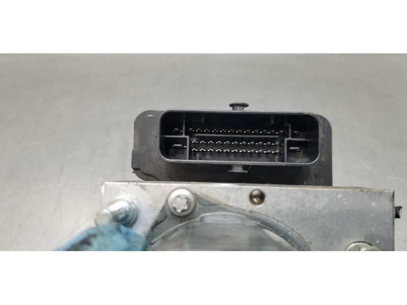 Recambio de abs para opel corsa e selection ecoflex referencia OEM IAM 39049600  