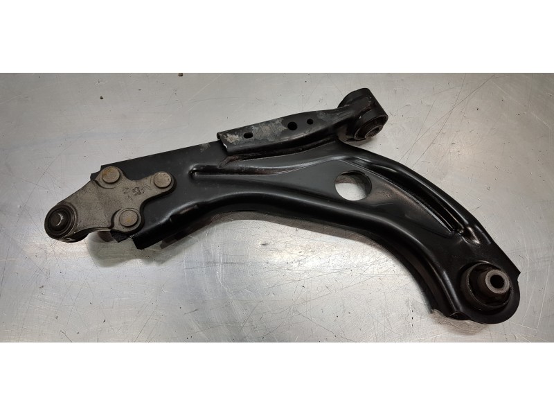 Recambio de brazo suspension inferior delantero derecho para peugeot 3008 active referencia OEM IAM 9846329080   Recambio de brazo suspension inferior delantero derecho para peugeot 3008 active referencia OEM IAM 9846329080