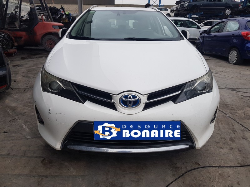 toyota auris touring sports (e18) del año 2013