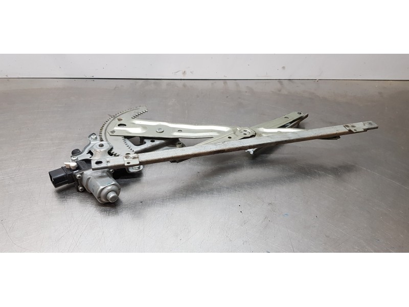 Recambio de elevalunas delantero derecho para mitsubishi outlander (cw0) challenge 4wd referencia OEM IAM 5713A088   Recambio de elevalunas delantero derecho para mitsubishi outlander (cw0) challenge 4wd referencia OEM IAM 5713A088