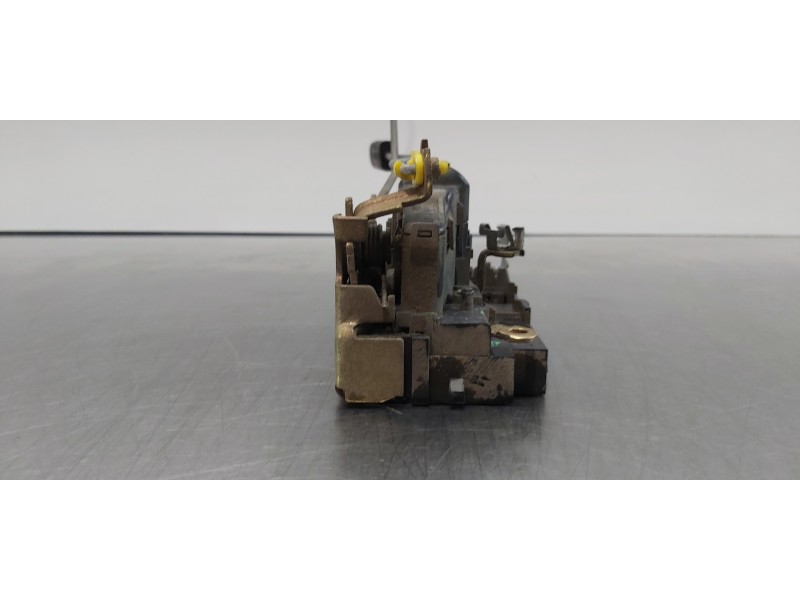 Recambio de cerradura puerta delantera derecha para renault kangoo (f/kc0) alize referencia OEM IAM 7701046800   Recambio de cerradura puerta delantera derecha para renault kangoo (f/kc0) alize referencia OEM IAM 7701046800