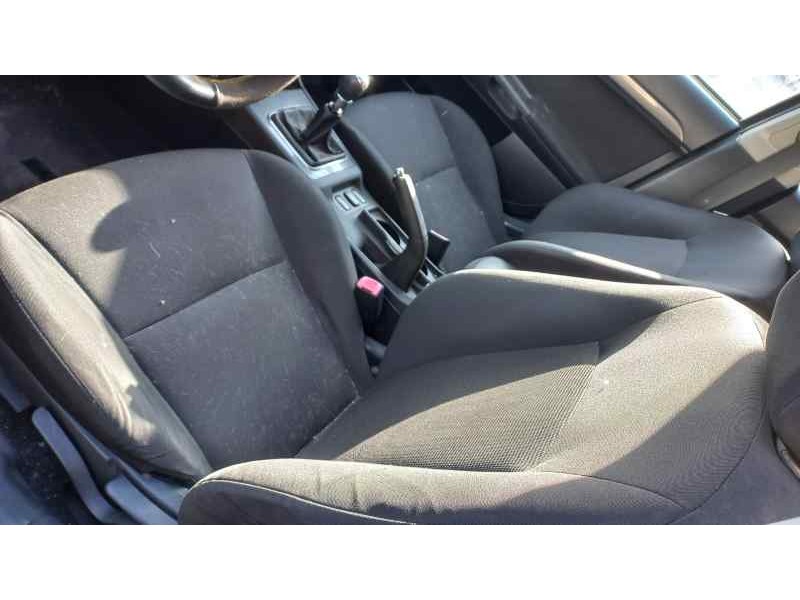 mitsubishi lancer berlina (cy0) del año 2008