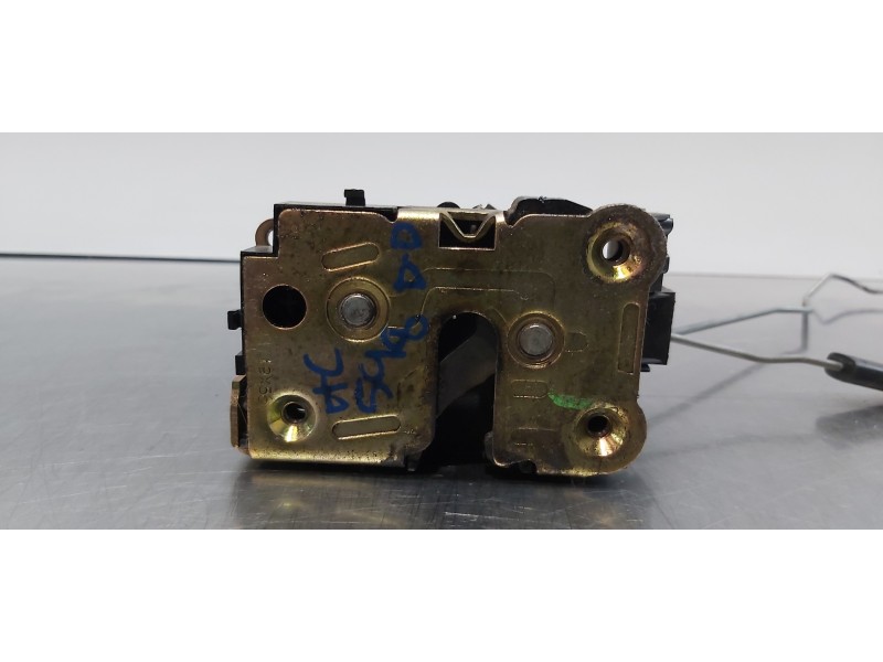 Recambio de cerradura puerta delantera derecha para renault kangoo (f/kc0) alize referencia OEM IAM 7701046800   Recambio de cerradura puerta delantera derecha para renault kangoo (f/kc0) alize referencia OEM IAM 7701046800