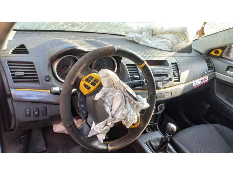 mitsubishi lancer berlina (cy0) del año 2008