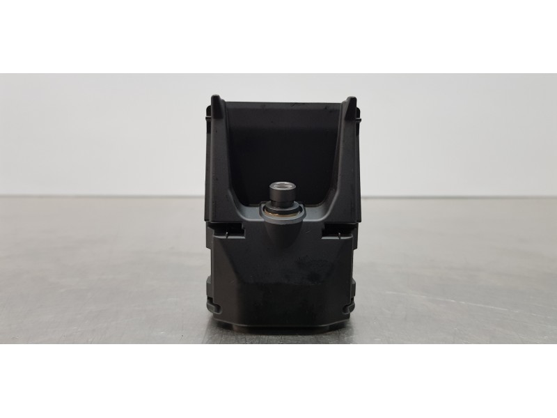 Recambio de sensor de aparcamiento para kia ceed sportswagon tech referencia OEM IAM 99211J7210  