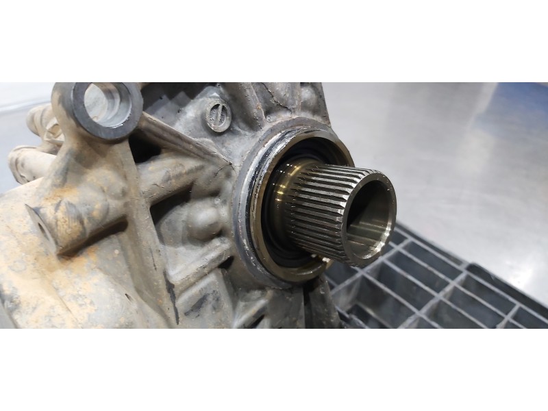 Recambio de caja transfer para mitsubishi outlander (cw0) challenge 4wd referencia OEM IAM 3200A089  