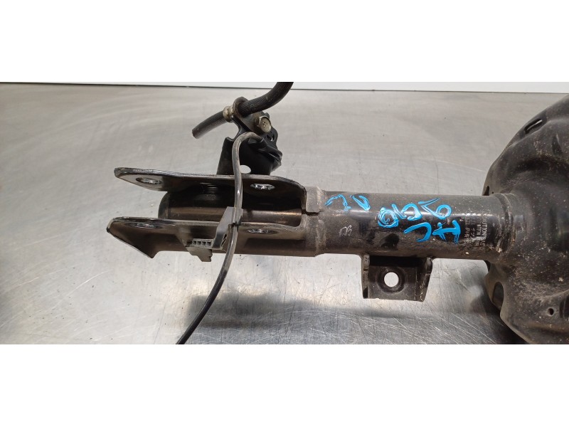 Recambio de amortiguador delantero izquierdo para toyota rav4 hybrid 4x2 advance referencia OEM IAM 4852080635 4852042730 