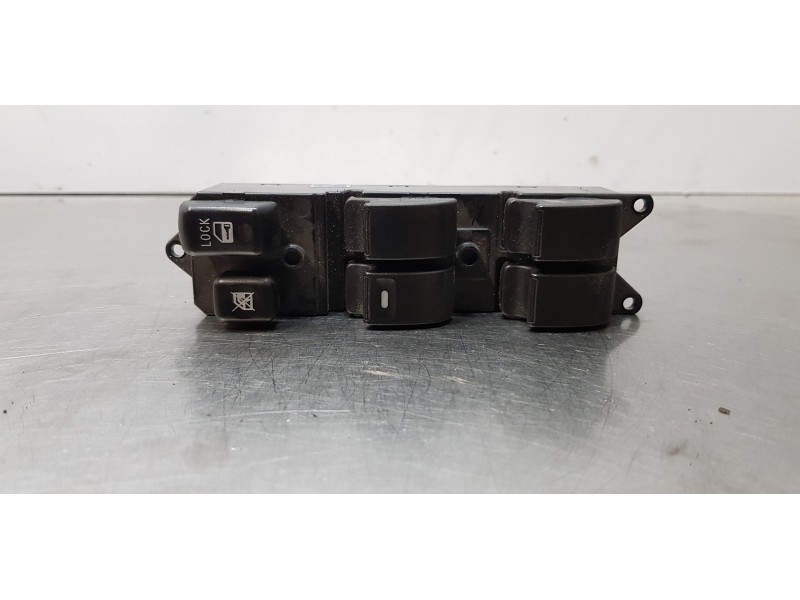 Recambio de mando elevalunas delantero izquierdo para mitsubishi outlander (cw0) challenge 4wd referencia OEM IAM 8608A185   Recambio de mando elevalunas delantero izquierdo para mitsubishi outlander (cw0) challenge 4wd referencia OEM IAM 8608A185