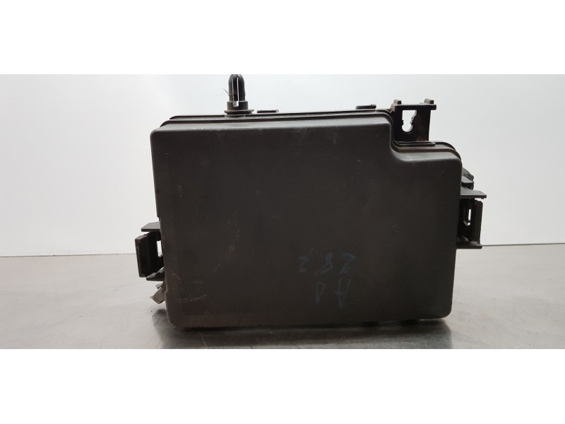 Recambio de caja reles / fusibles para kia ceed sportswagon tech referencia OEM IAM 91290J7100  