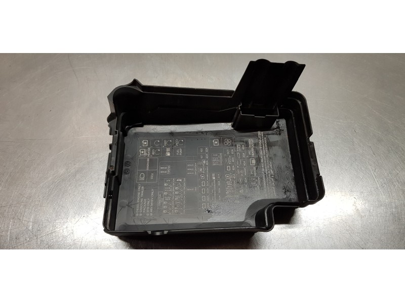 Recambio de caja reles / fusibles para kia ceed sportswagon tech referencia OEM IAM 91290J7100  