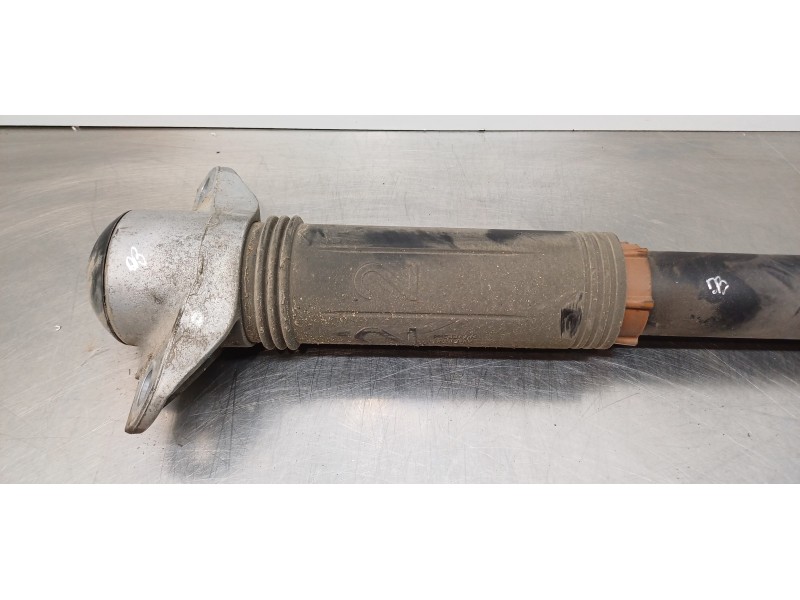 Recambio de amortiguador trasero derecho para toyota rav4 hybrid 4x2 advance referencia OEM IAM 4853080897 4853042130 